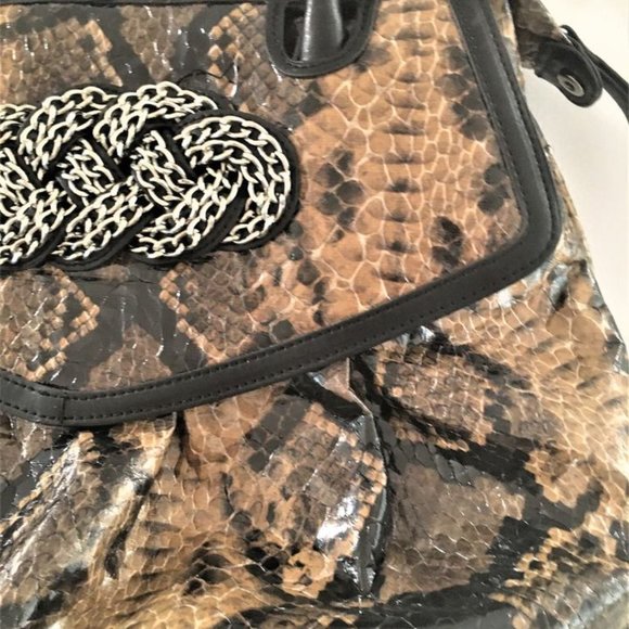 CNKW Snakeskin Hangdbag - Picture 3 of 10
